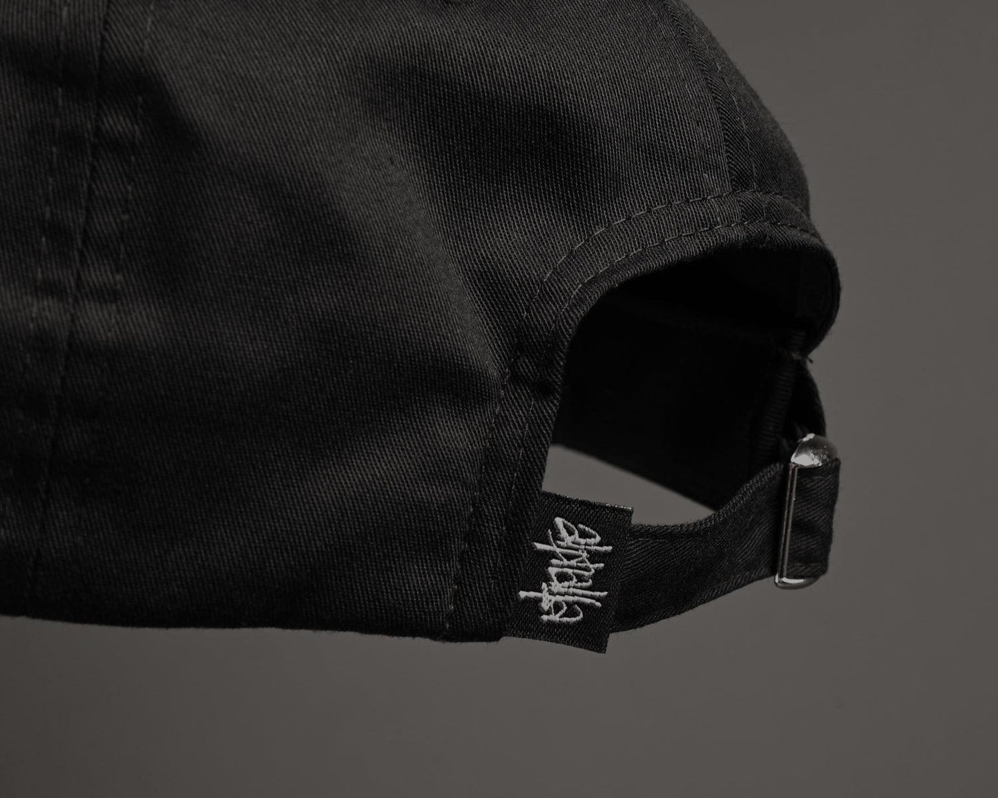 Alphalfa 5 Panel low profile-black